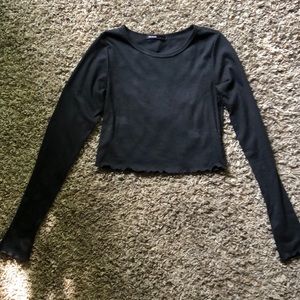 Black Long Sleeved Crop Top